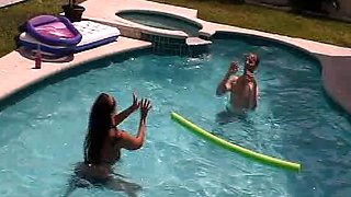 Brunette amateur slut fucking hardcore and taking facial