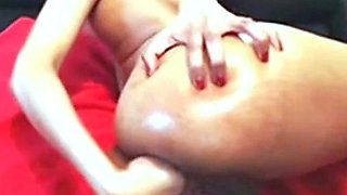 Latina Webcam Girl Fists Herself