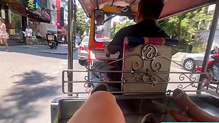 Innocent Thai teen amateur fuck on video