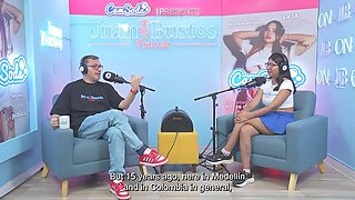 Mexican woman tries out a hot machine in Colombia and reveals her sexual secrets