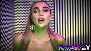 Slutty blond hair babe takes off her stockings