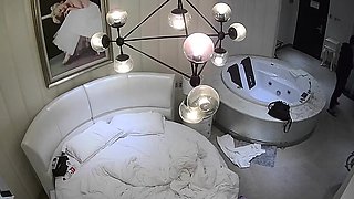 Hot amateur hidden cam