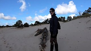 Wanilianna The Sex Adventure On A Dune With The Golden