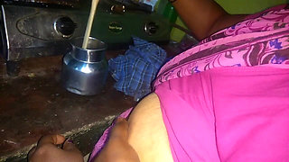 Indian Hot Housewife Romance Hasband in Kitchen