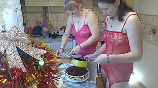 Busty MILF and Teen Friend Make Sweet Breakfast Nude Together - Homemade Lesbian HD