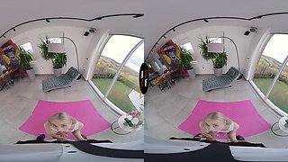 Molly Cute VR Porn: Getting Fit With Stepdaddy - VirtualTaboo
