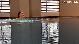 She Thanked the Lifeguard with a Juicy Blowjob