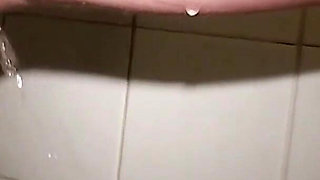 Trisha Pissing in the Shower