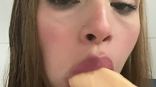 Great Dildo Deep Throat