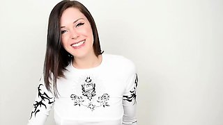 Big boob brunette masturbates on webcam