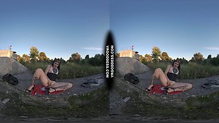 Risky Public Masturbating Hot Girl Brille Gets Caught By Tourists Gets Her Period finished at home