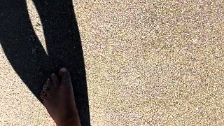 Amateur Foot Fetish Girlfriend Sucks and gives a Footjob