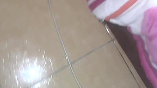 Foot Goddess MILF Pussy Stretch, Squirt Fountain with a Sensual Dick Suck