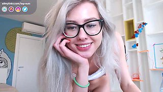 Body flash: Amateur, Fansly  Cam Porn