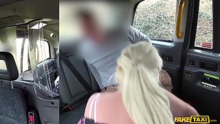 Booty Eating Spunk Swallowing Stepmommy Kelly Cummins