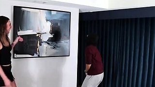 Paulinas Palace - Ballbusting Fan Meet