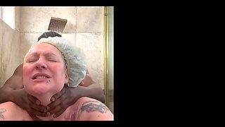 Shower Sucking Dick