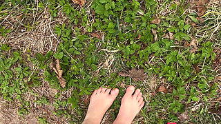 Barefoot Walk in the Forest - Foot Fetish - Bare Feet!