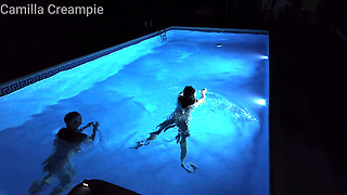 Night Time Fucking and Creampie in the Pool