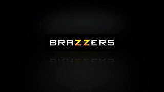 Rub Down Diamond With Johnny Sins, Diamond Jackson - Brazzers