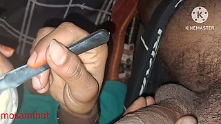 The Stepsister-in-law of the Village Put Cream in Milk and Put It in the Mouth of the Land.