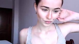 Hot amateur webcam teen masturbates for their fans