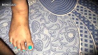 Desi Aunty Sharing Bed When Husband Is Not at Home Hairy Pussy Fucking