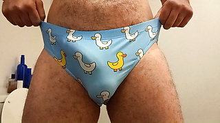 Speedo cum. Rubbing, vibrating, masturbating small penis bulge in speedo, swim trunks, brief. Please humiliate in the comments.