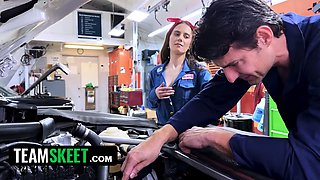 Sharing stepdad's dick - stepdaughter and stepmom's unexpected threeway at the mechanic store