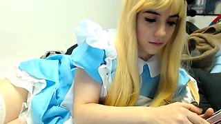 Pissing masturbating babe solo toy play