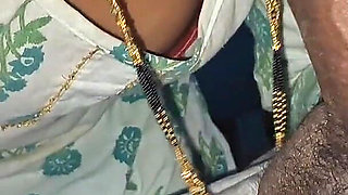 Girlfriend Gives Quick Blowjob