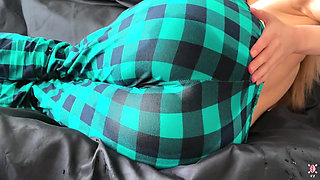 Came Back Horny From a Slumber Party and Squirt in My Pants with a Big Stream From My Pussy