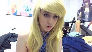 Pissing masturbating babe solo toy play