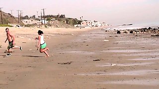 Amateur blonde loves sex