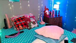 Beautiful Sonya having a horny solo toy masturbation