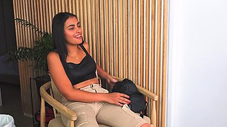 Innocent 18yo Latina Sucks Big Cock