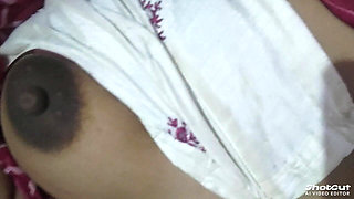 Bhabhi ji desi boobs milk coming out of boobs