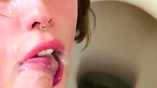 Hot Babe Receives Piss in Her Throat, Gets Facefucked, and Eat Sperm