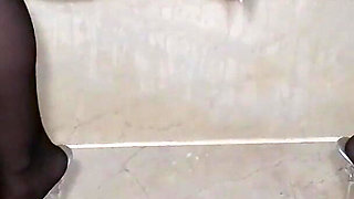 Squirt Horny in Africa... My Smacking Photos Doesn't Come Enough!