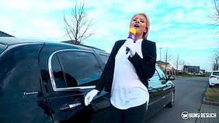 Bums Besuch - Busty Porn Star Dana Jayn Rides Amateur Fanboy 1 - Peter Korn