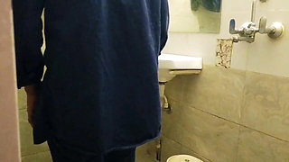 Indian College Student in H.o.d.'s Bathroom