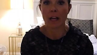 Brunette Solo Webcam Masturbation