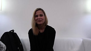 Aneta, casting
