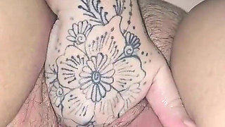 Jade Fisting Her Hairy MILF Pussy