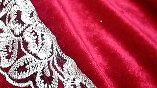 Slut wife  push dildo deep inside until she make a big squiry