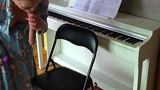 Hot StepMom Masturbates While I Watch - AnnaHomemix Solo Orgasm