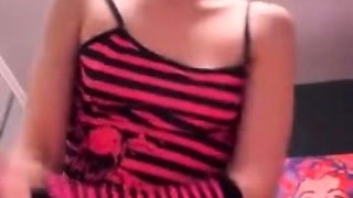 Red hair masturbates tight pussy with toys on webcam