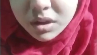 Pure Indian Desi girl Pressing boobs