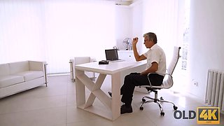 Old4k. granddad drills svelte secretary instead of working on significant project