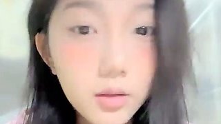 Webcam Asian camgirl testing brand new toy